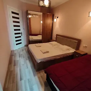 https://seaside-batumi-apartment.batumihotels.net